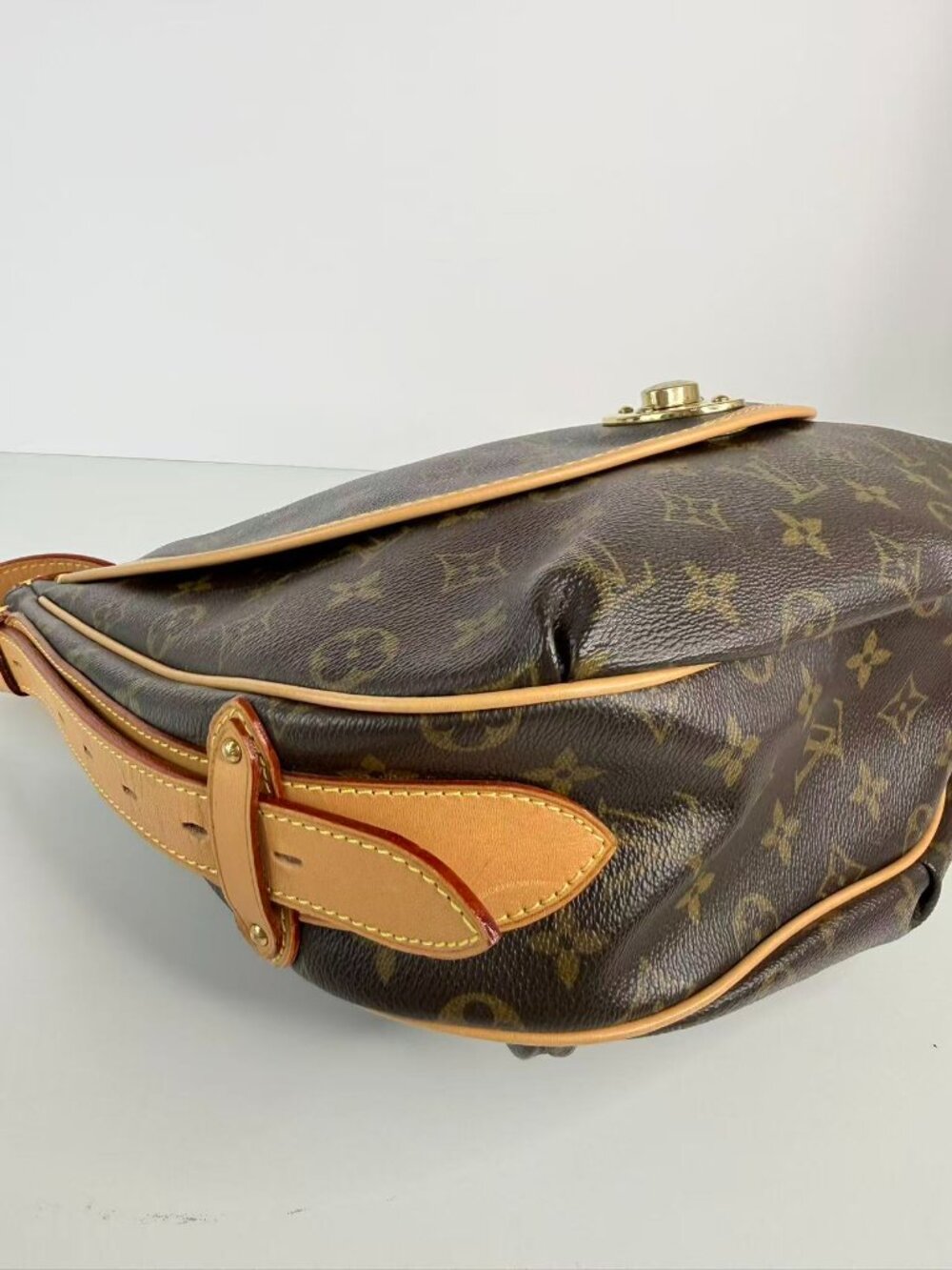 louis vuitton tulum handbag monogram canvas - Picture 10 of 13